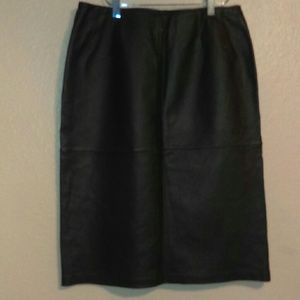 Nygard Collection brown leather skirt